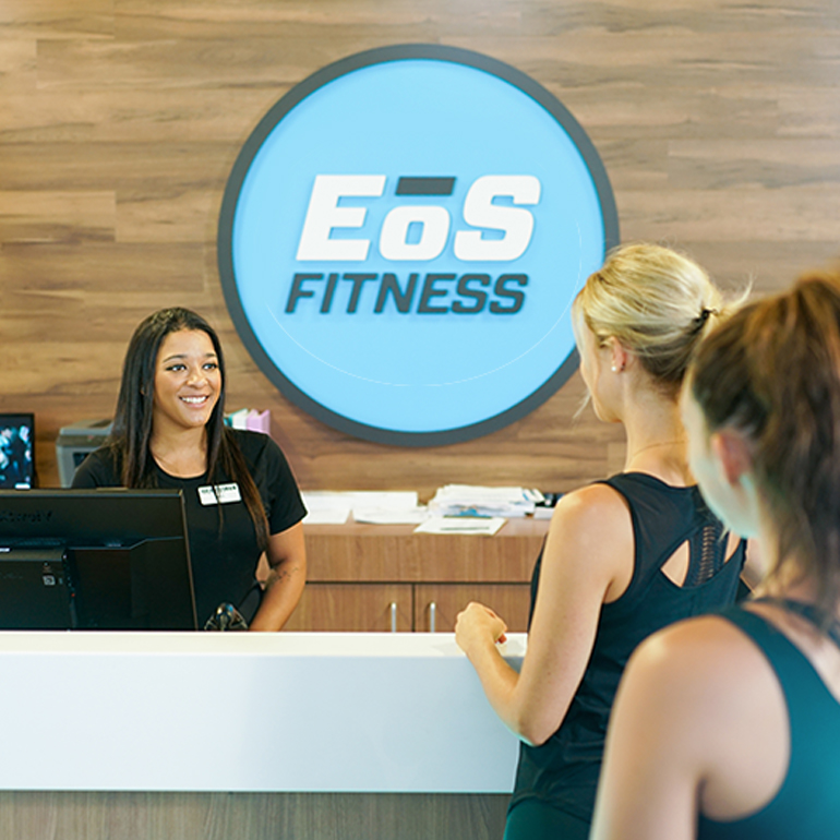 People checking in to EoS Fitness