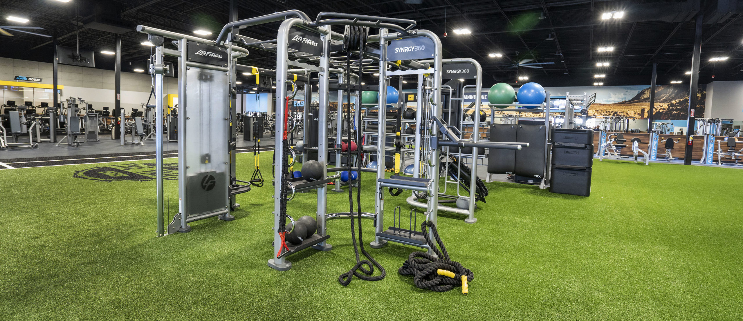 EōS Fitness Brings Premium Fitness Amenities Without the Premium Price Tag to Ladera Ranch