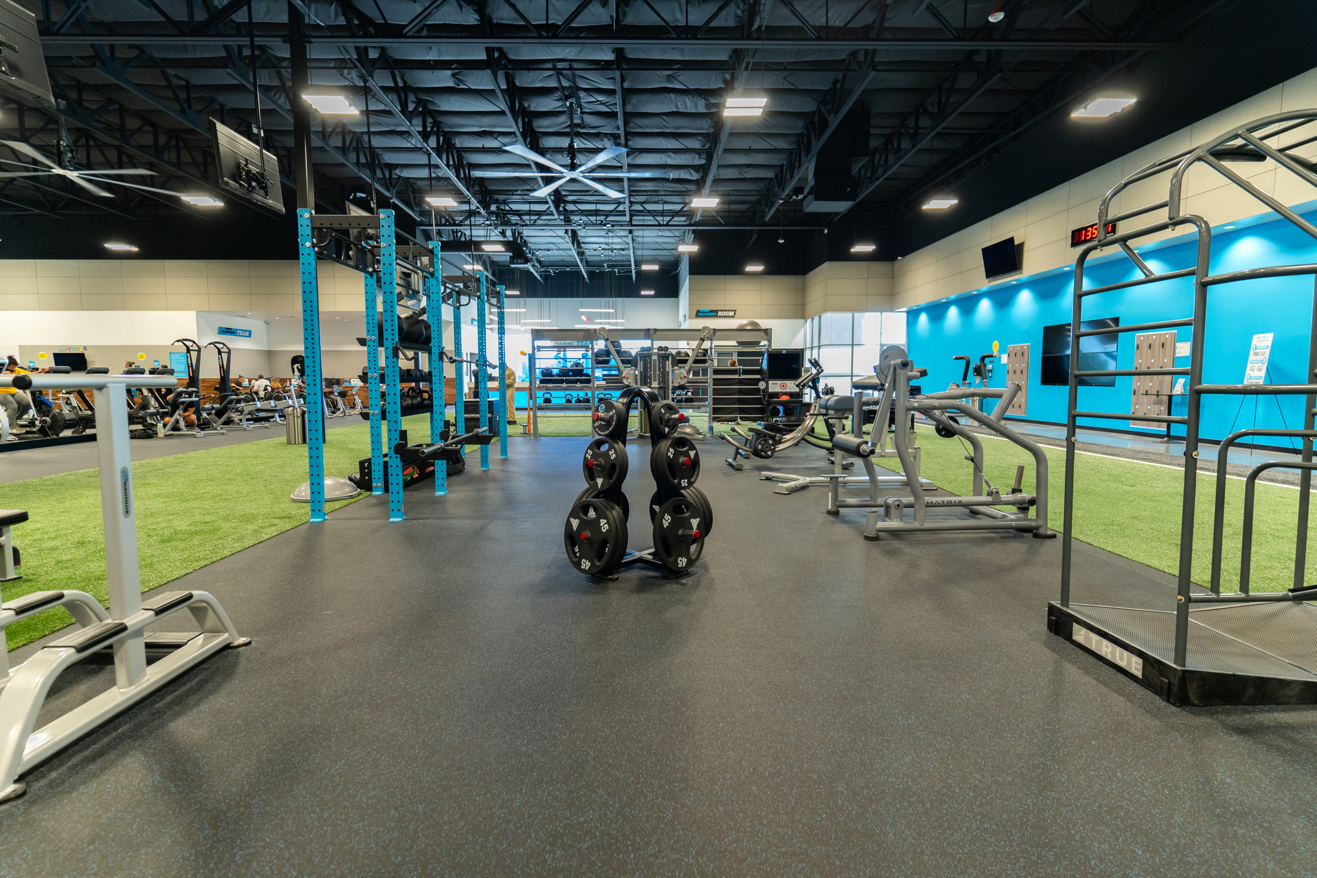 EōS Fitness Hits the Ground Running in the New Year with 2 New Nevada Locations